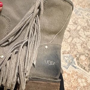 UGG Gray Suede Fringe Boots Layne western 8.5 woman’s